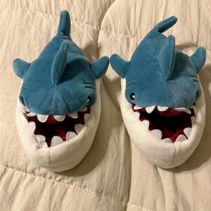Shark Soft Plush Toddler Kids Slippers, L 9-10